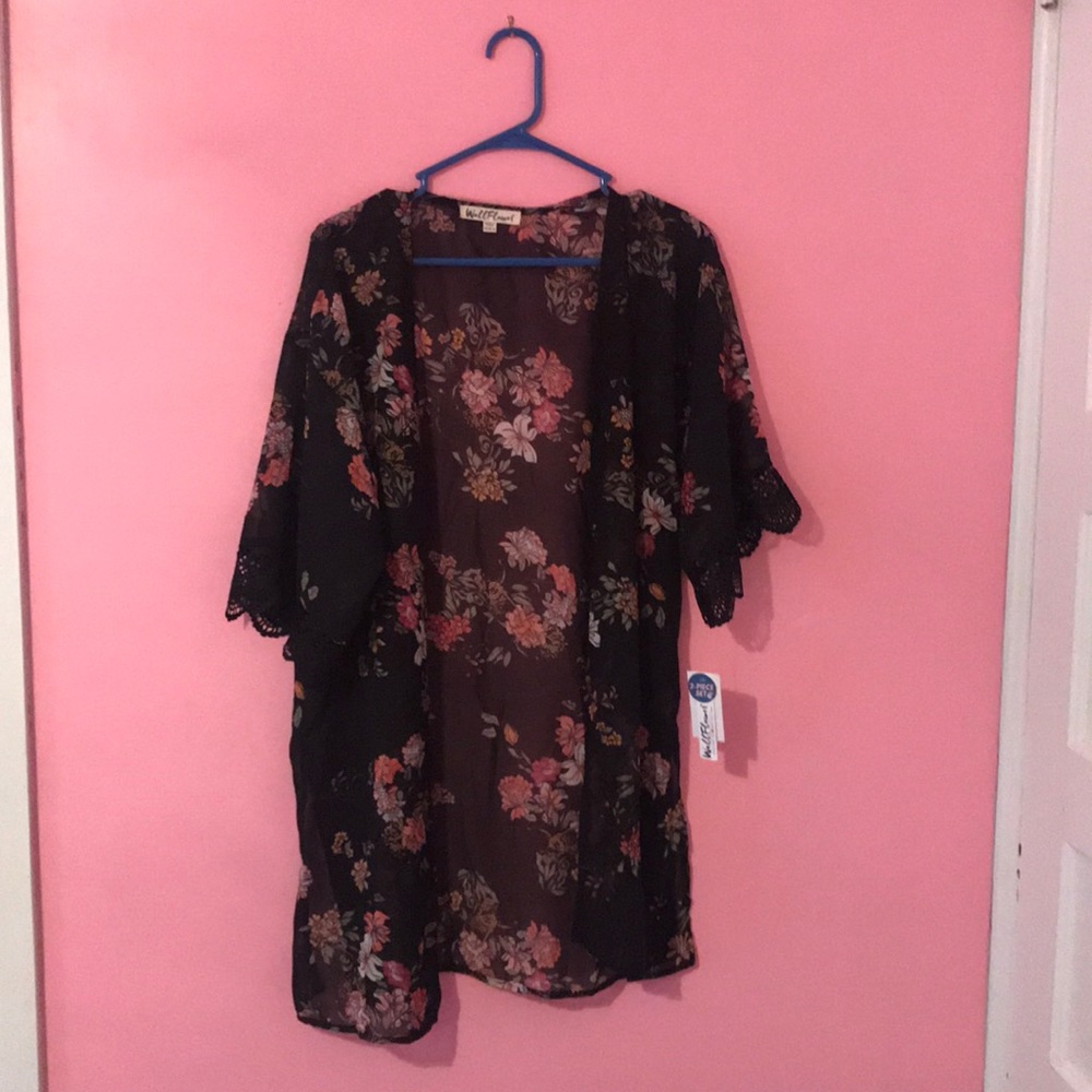A blouse/jacket type piece of clothing